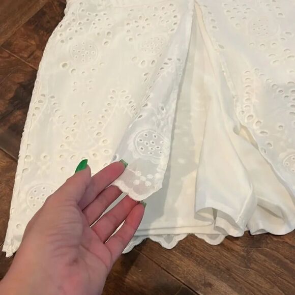SK embroidered white eyelet romper, size M! - Picture 3 of 10